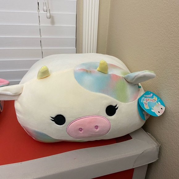 Candess Cow Squishmallow NWT - Picture 1 of 3